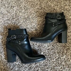 American Eagle | ⬛️ Woman’s Booties